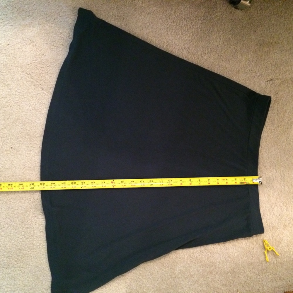 NY&Co a-line skirt with a bit of flounce!
